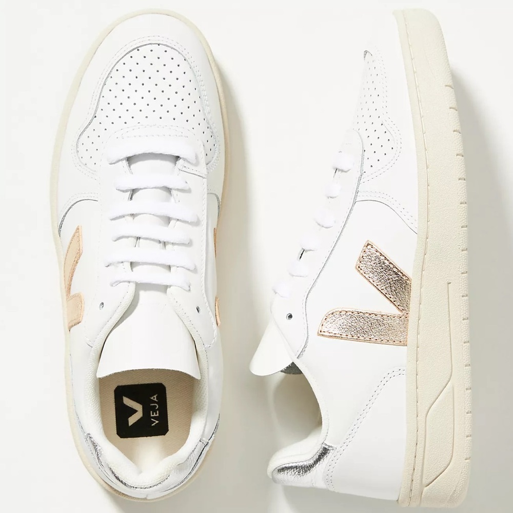 Veja V-10 Leather Sneakers In Extra-White Platine Silver